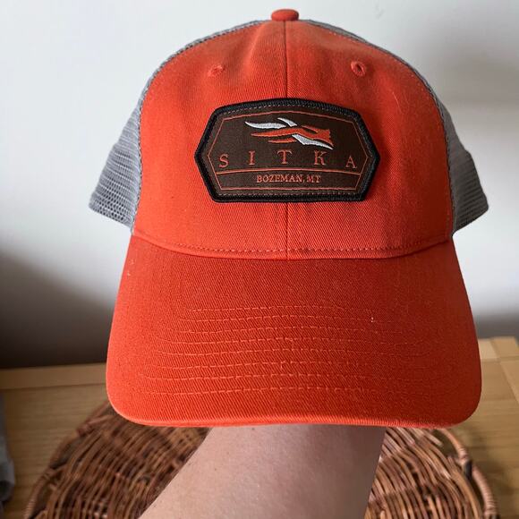Sitka Hat Cap Snap Back Orange Gray Mesh Trucker Patch Logo Outdoor Mens - Picture 1 of 4